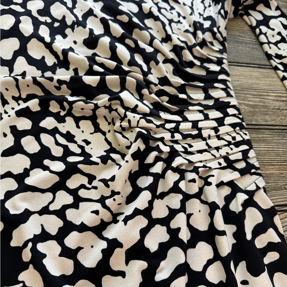 Calvin Klein Black and Cream Long Sleeve Dress Size 4 - Picture 11 of 14